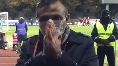 Gözlerinizden öperiz. TRT ekibi Türkiye'nin penaltısını arkası dönük izledi sonrasında olanlar oldu. Bu sefer alkışı hak ettiler