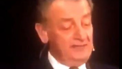 2006 yılındaki ABD raporunu canlı yayında ADD Başkanı Hüsnü Bozkurt Uğur Dündar'a açıkladı. Türkiye'de neden Başkanlık Sistemi olmalı