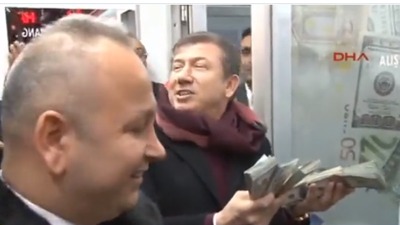 Tanju Çolak'ın suçu neydi? Dolar 9.20'yi gördü. Tanju Çolak'ın bozdurduğu dolarlar tık rekoru kırdı