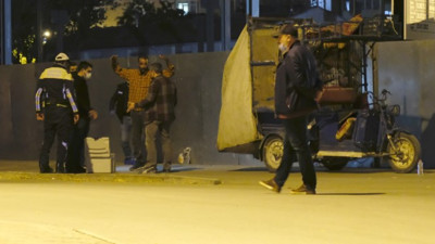 Konya’da kağıt toplayıcısı karton almaya çalıştığı anda bomba patladı