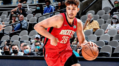 NBA'de Alperen Şengün'den double double