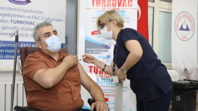 TURKOVAC, 2 Doz Sinovac aşısı olmuş gönüllülere 3. Doz olarak uygulanmaya başlandı