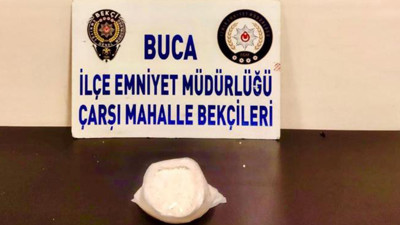 Taksiden yarım kilo uyuşturucu çıktı