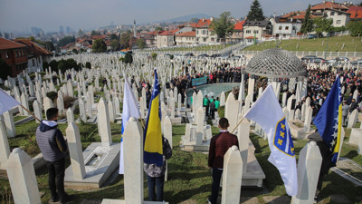 Aliya İzetbegoviç vefatının 18. yılında kabri başında anıldı