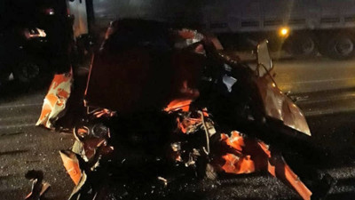 Feci kazada otomobil ile TIR çarpıştı: 1 ölü