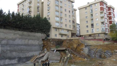 Üsküdar’da istinat duvarı çöktü