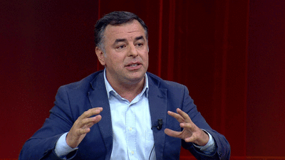 AKP'li Çıldır Belediye Başkanı önce kafa attı sonra silahına sarıldı. Barış Yarkadaş'tan şoke eden iddia