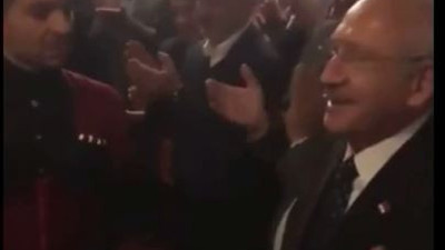 Karslılardan Kemal Kılıçdaroğlu'na Hoş Gelişler Ola Mustafa Kemal Paşa marşıyla karşılama