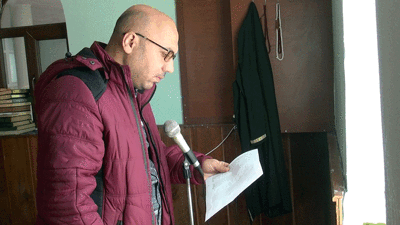 İsimlerini cami hoparlöründen tek tek okudular. Anonsu duyan köylüler camiye koştu