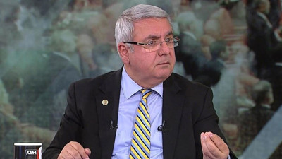 Nihal Bengisu Karaca’dan Mehmet Metiner’e olay sözler: Teröristliği hayırlı olsun