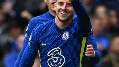 Chelsea gol oldu yağdı. Ozan Kabak'ın takımını üzdüler