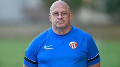 İnegölspor'da teknik direktör Şimşir ile yollar ayrıldı