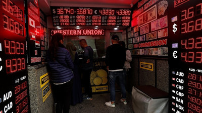 Döviz bozduran vatandaşta fişlenme korkusu oluştu