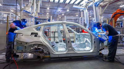 Çip kriziyle boğuşan otomotivde yeni kriz patlak verdi. Kasım ayından fabrikalar kapanabilir