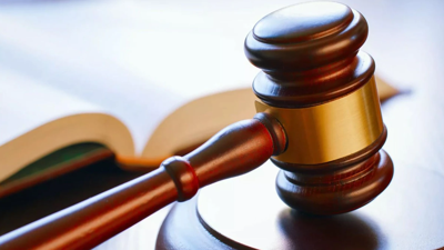 Cinayetle suçlanan kişi mahkemede miyavladı