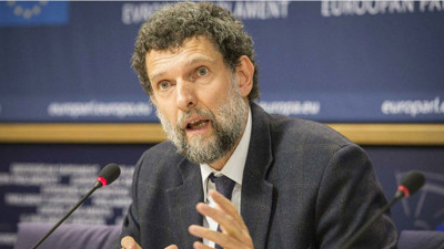 Babasından kilo kilo tapu kaldı. AKP'yi destekleyen eski Sağlık Bakanı Bülent Akarca, Osman Kavala'yı anlattı
