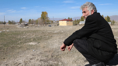 Dolandırıcılar yüzünden 11 aydır köyüne gidemiyor