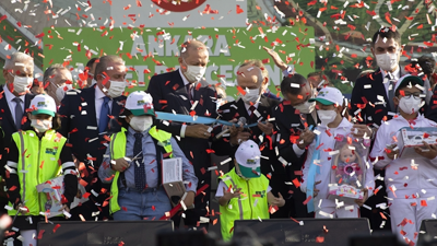 Erdoğan ve çocuklar arasında ikinci kurdele krizi