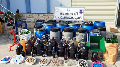 Sahte şarap üretim tesisine operasyon