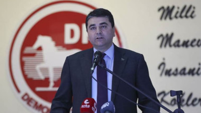 Demokrat Parti lideri Gültekin Uysal: AKP iktidarının sıkıştığı vakitlerde 'cumhuriyet' demesinin sebepleri aşikâr