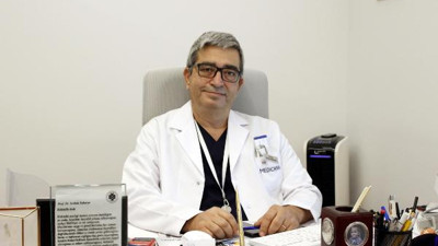 Profesörden aşı karşıtları için tartışma yaratacak öneri