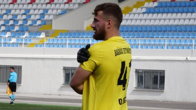 Burdur'da kaleciyi arı soktu