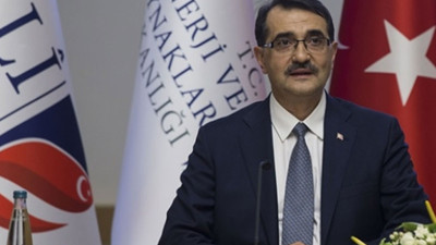 Enerji Bakanı'ndan üst üste zam gelen doğalgaz için öneri: "Evinizi daha az ısıtın"