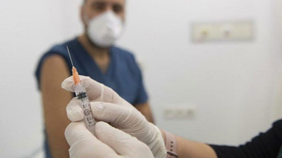 Aşılıların neden hastalandığı ortaya çıktı. Sağlık çalışanlarına ait veriler incelendi