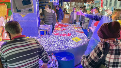 Fiyatı düştü. Vatandaşlar sıraya girdi