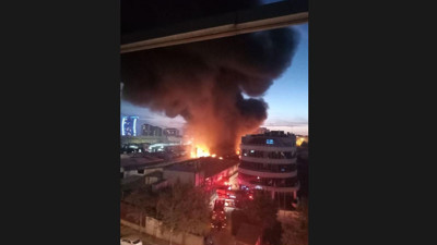 İstanbul Avcılar'da iplik fabrikasında büyük yangın