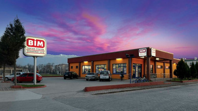 BİM, fabrikaları; fabrikalar, firmaları suçladı