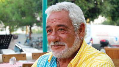 Ünlü müzisyen Fedon, üzücü haberi verdi