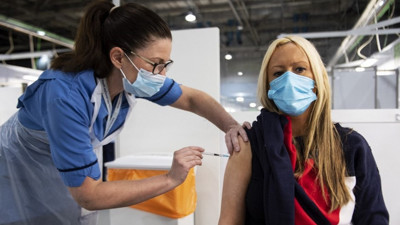 Aşı olmayan sağlık çalışanları için şok karar