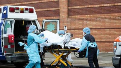 Uganda'da art arda patlamalar meydana geldi