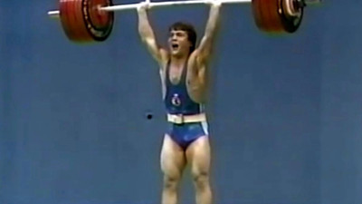 Dünya ve Türk halterinin unutulmaz ismi: Naim Süleymanoğlu. Cep Herkülü yıllar geçse de unutulmayacak