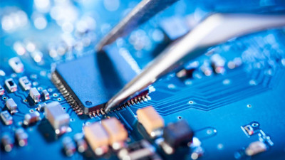 Otomotivden teknolojiye birçok sektörde üretimi durma noktasına getiren çip krizi için AB'den flaş hamle