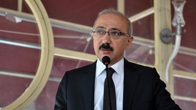 Hazine ve Maliye Bakanı Lütfi Elvan, "İstifa mı ettiniz" sorusuna cevap verdi