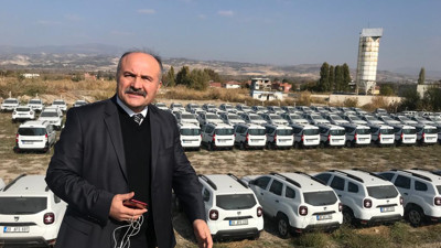 İYİ Partili Erhan Usta, sıfır araç satışında yapılan oyunu ortaya çıkardı