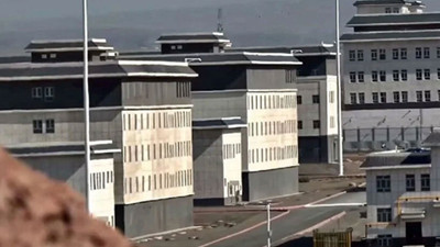 Çin'in inkar ettiği Uygur Türklerinin tutulduğu toplama kamplarını Çinli aktivist ifşa etti