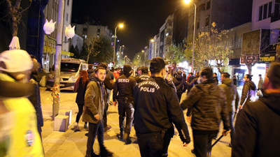 Uşak'ta derbi sonrası kavga çıktı: 2 yaralı