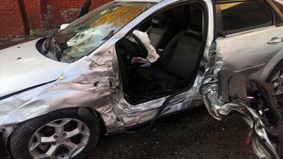 Öğrenci servisi kaza yaptı, yaralılar var