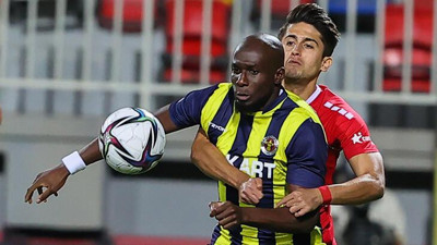 Gol Kralı Mickael Pote futbola veda etti