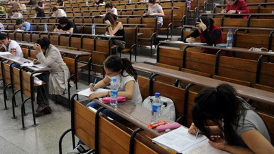 İBB’den 51 bin 890 üniversiteliye maddi destek