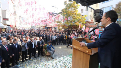 Erbakan’dan dikkat çeken çıkış ‘Siyaseti ticaret için değil ibadet için yapıyoruz’