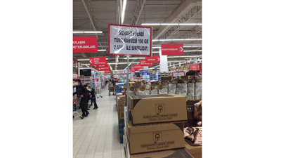 Yağ ve şekerden sonra bir ürüne daha market kotası. 80 öncesinin kuyrukları geri geldi