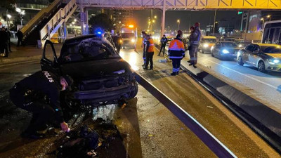 Yenibosna'da feci kaza: 5 yaralı