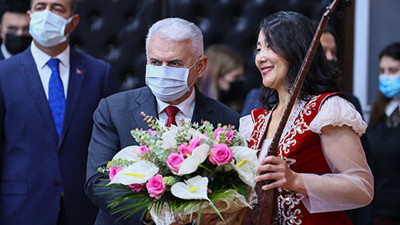 Aksakal Binali Yıldırım Turan'ı bakın kimlerle kuruyor! İktidarın minicik ortağı manşetten duyurdu