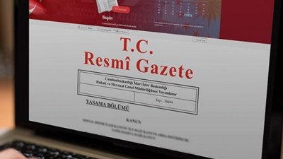 Bir gün herkes görevden alınmayı tadacak. Bürokratlar bilgisayar başında Resmi Gazete sayfasını yenileyip durdu. Çanlar kimin için çalıyor