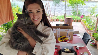 Kaçan kedisini almak isterken 5. kattan düşerek hayatını kaybetti