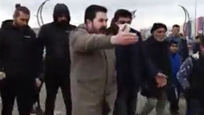 Savcı Sayan Ali Kıran baş kesen gibi geldi. Korumaları gariban işçiyi dövdü